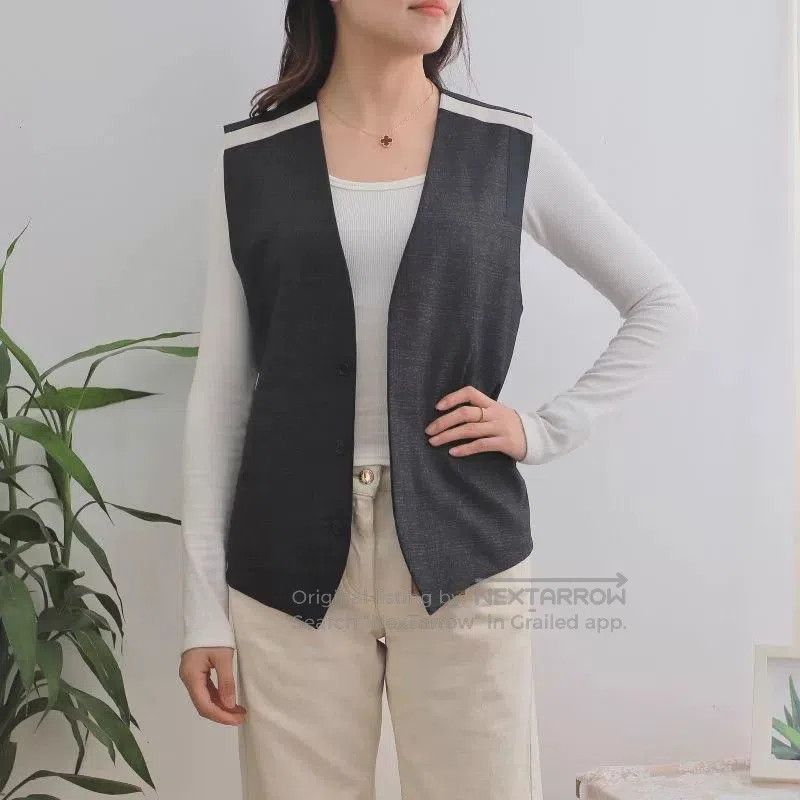 Dior Dior Gray Checked Waistcoat. Size L / US 10 / IT 46 - 1 Thumbnail