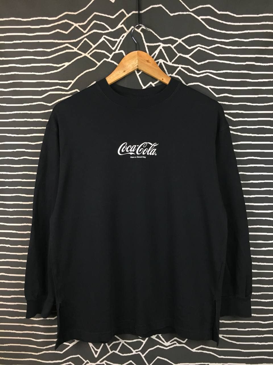 GU GU x Coca-Cola Have A Good Day Long Sleeve Tee Size M Size US M / EU 48-50 / 2 - 5 Thumbnail