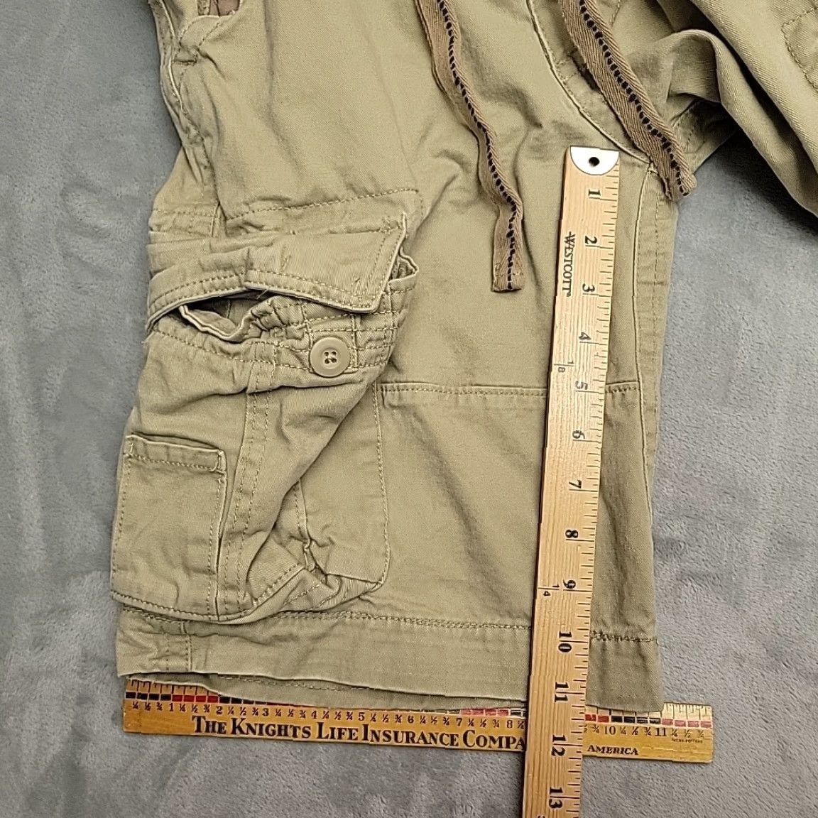 Vintage VINTAGE No Boundaries Shorts Mens 30 Khaki Cargo Flat Front Y2K Cotton Twill Beige Pockets Casual Mens Size US 30 / EU 46 - 8 Thumbnail