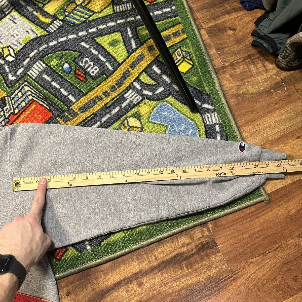 Champion Vintage Champion Notre Dame Fighting Iris Sweatshirt-Size L Size US L / EU 52-54 / 3 - 5 Thumbnail
