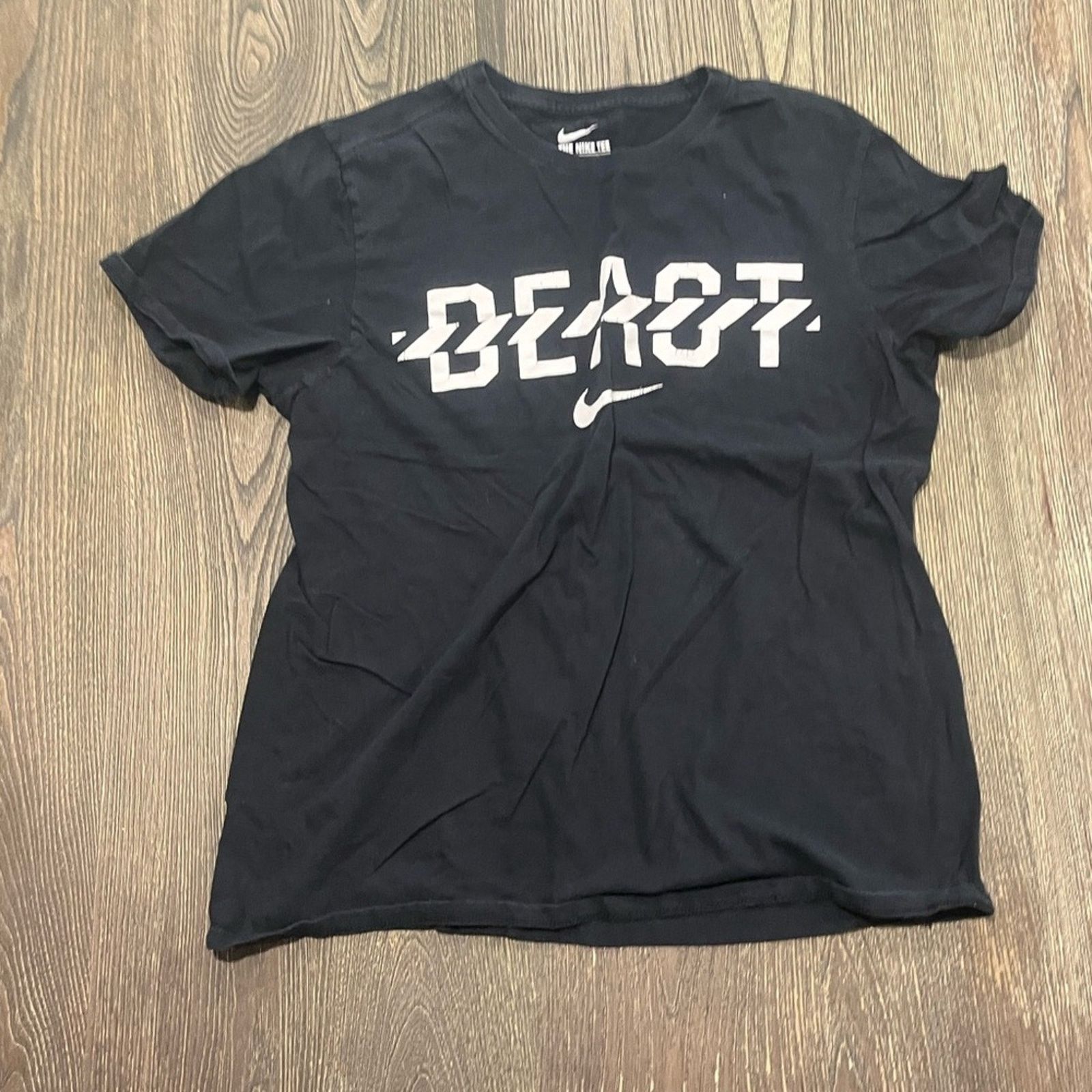 Nike Nike Mens Athletic T-Shirt 'BEAST' Print Short Sleeve Size M Size US M / EU 48-50 / 2 - 1 Thumbnail