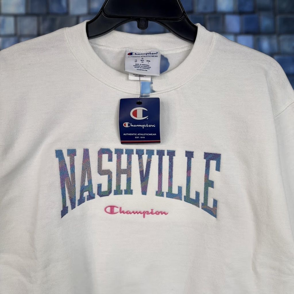 Champion Nashville Sweatshirt Adult Small White Fleece Destination Crewneck City Champion Size US S / EU 44-46 / 1 - 1 Thumbnail