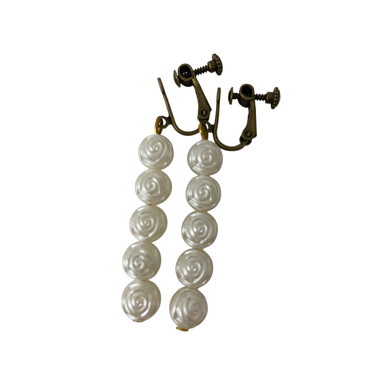 Handmade Handmade white rose bead clip on earrings Size ONE SIZE - 1 Thumbnail