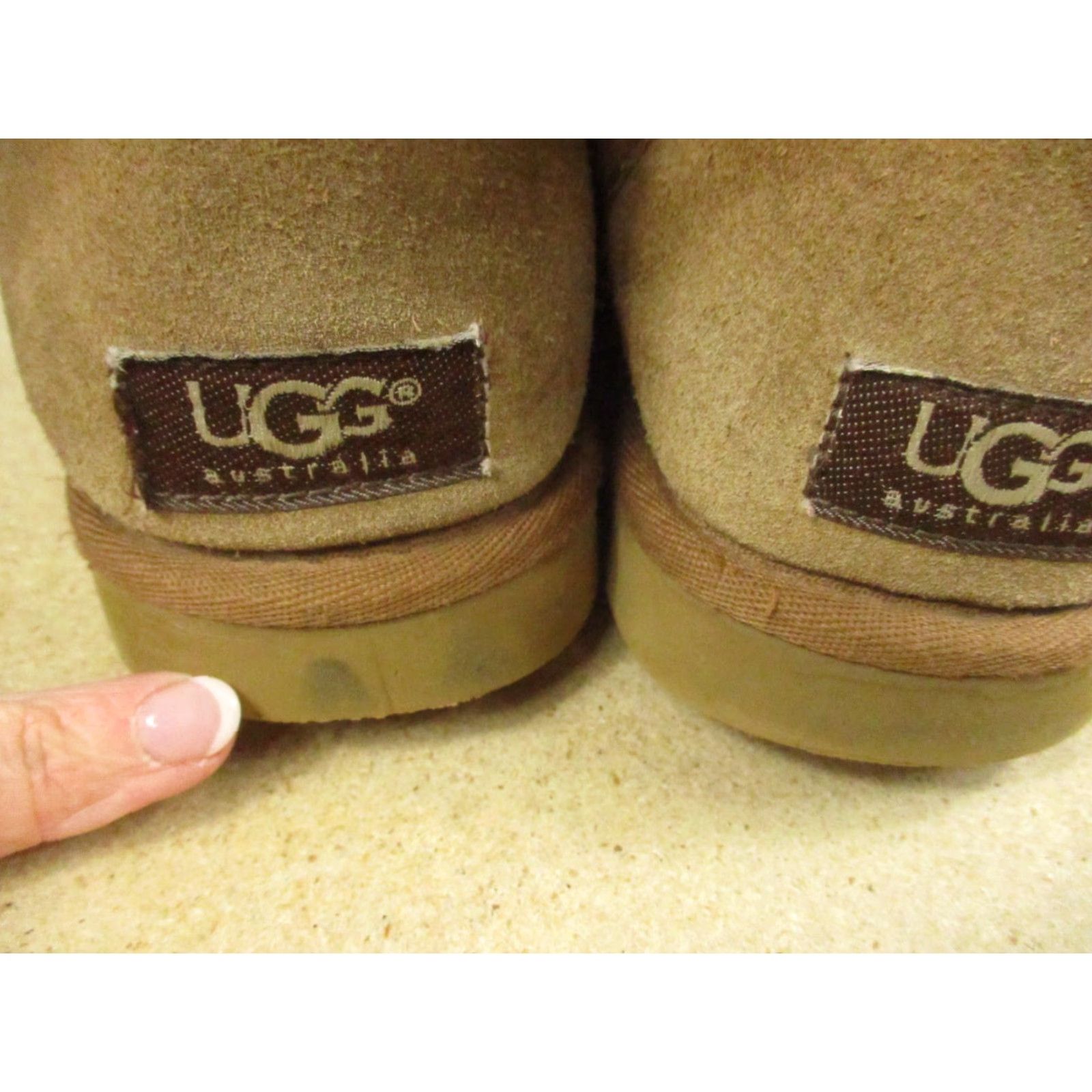 Ugg UGG Classic Boots Women Brown Leather Sheepskin Slip-On 7 Mid-Calf Casual Boots Size US 7 / IT 37 - 7 Thumbnail