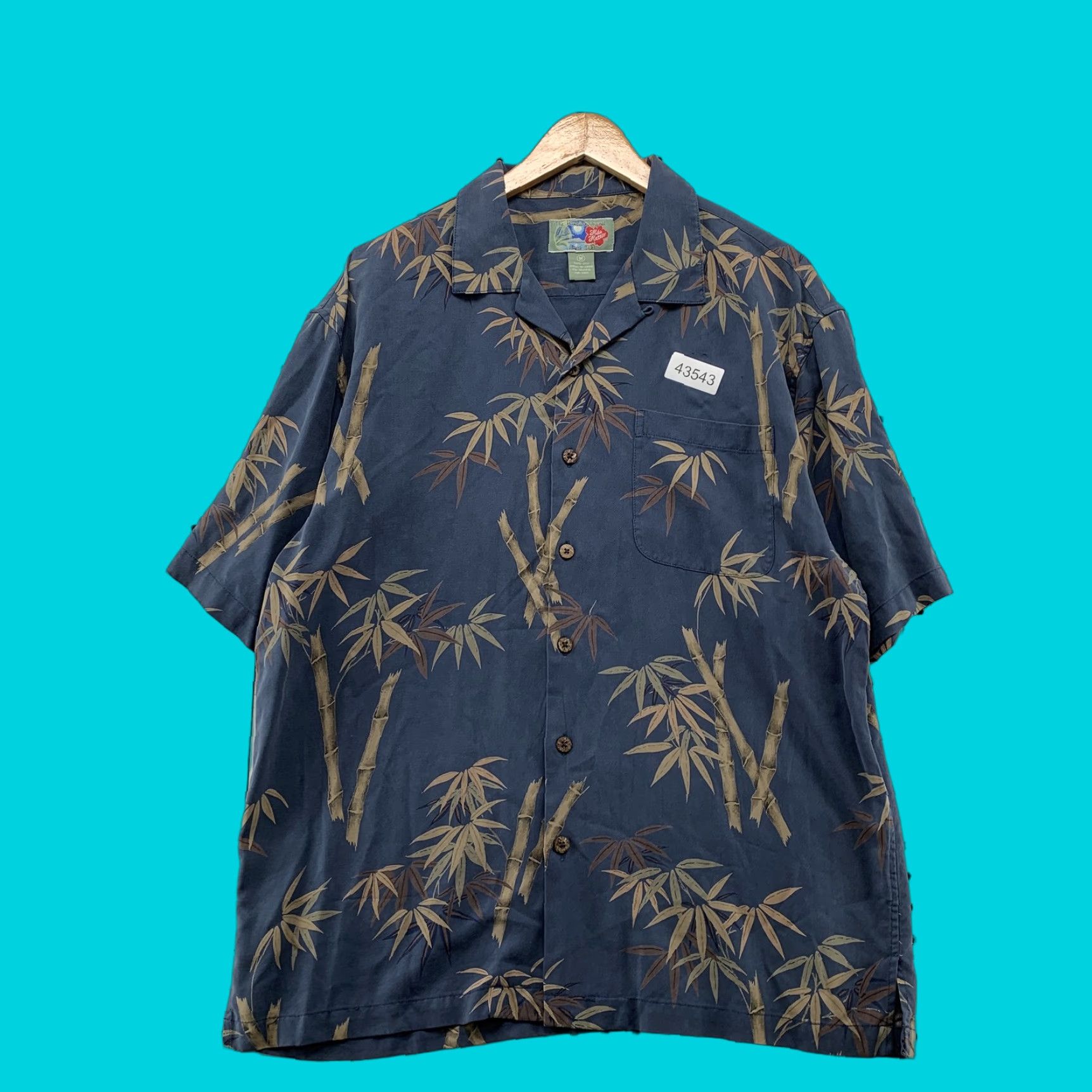 Hilo Hattie VINTAGE Hilo Hattie Shirt Hawaiian Button-Up Mens M Blue Floral Silk Short Sleeve 100% Silk Hawaiian Theme Mens Size US M / EU 48-50 / 2 - 1 Thumbnail