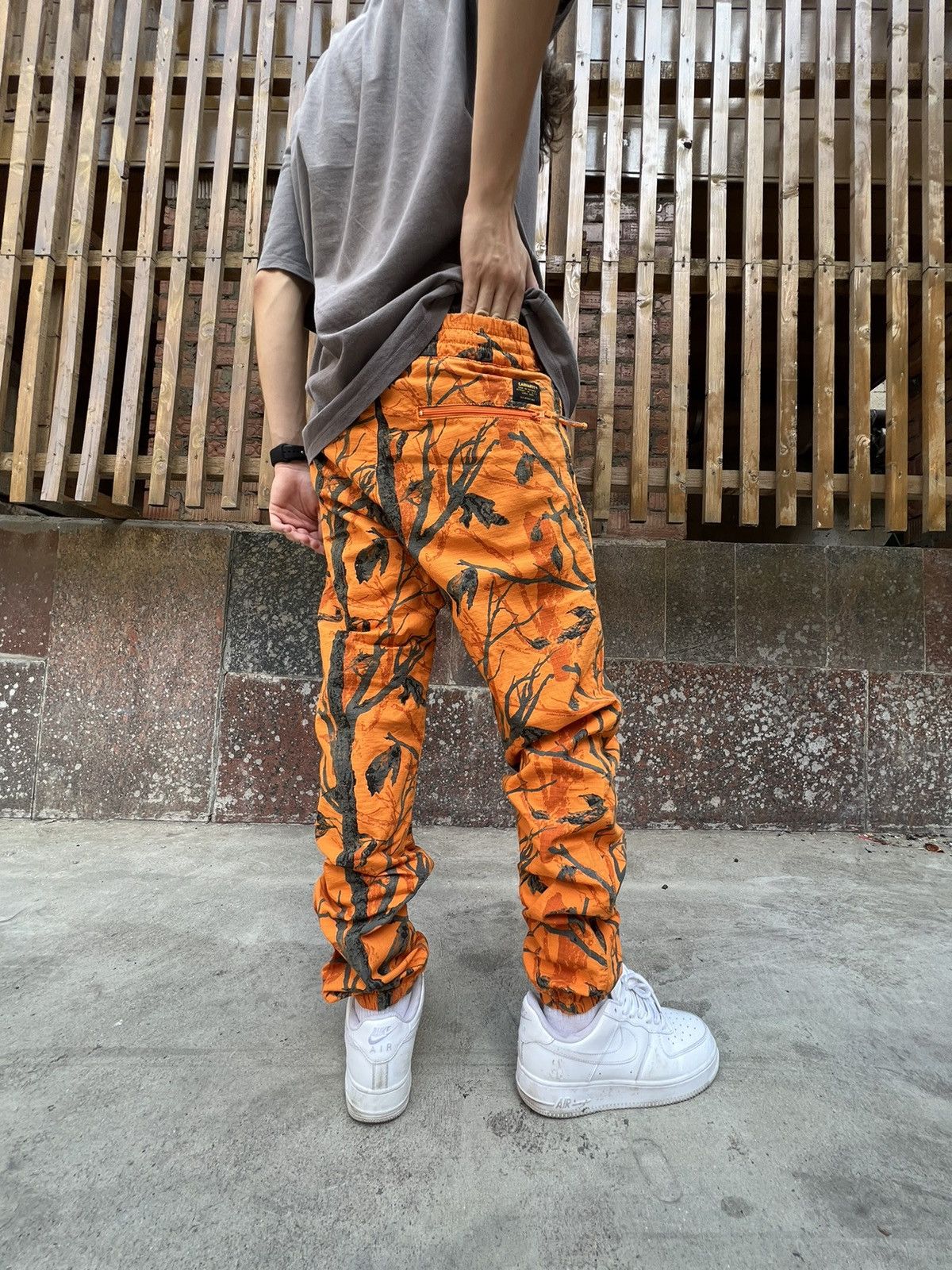 Carhartt Vintage Carhartt WIP Pants Joggers Valiant Size US 28 / EU 44 - 11 Thumbnail