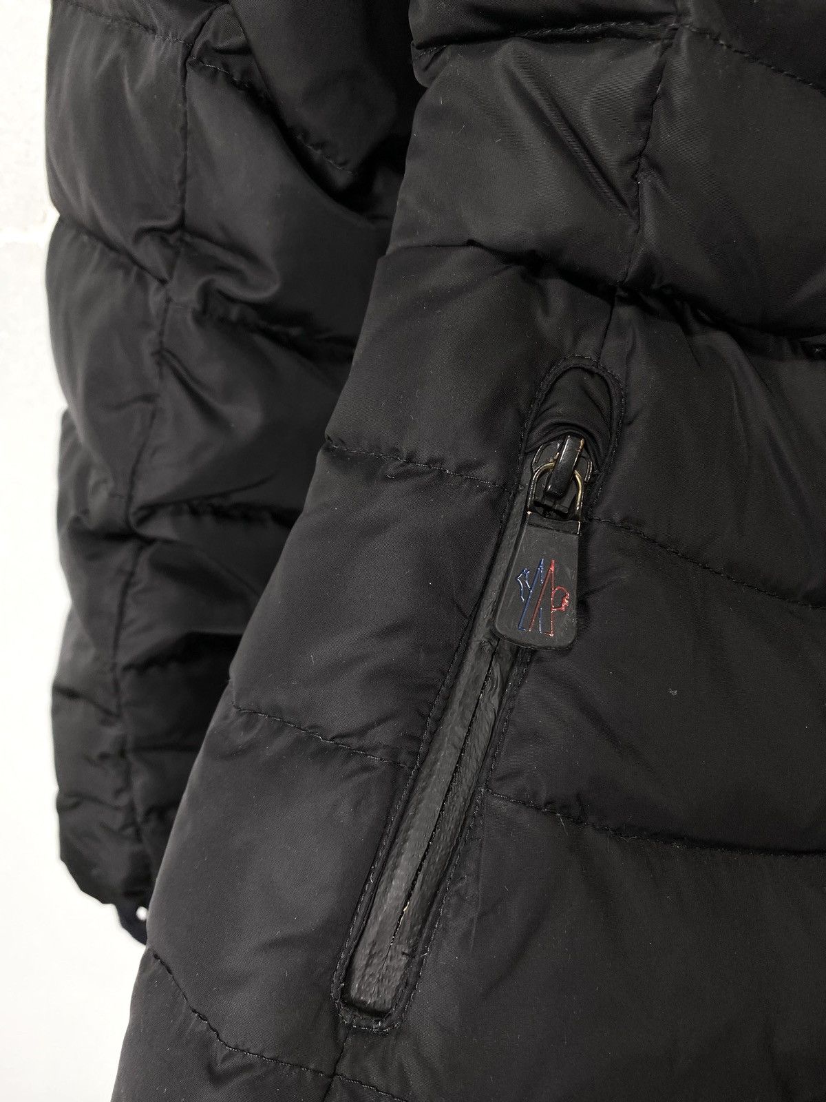 Moncler Moncler Puffer Jacket Wmns Down Jacket Size XXS / US 00 / IT 34 - 5 Thumbnail