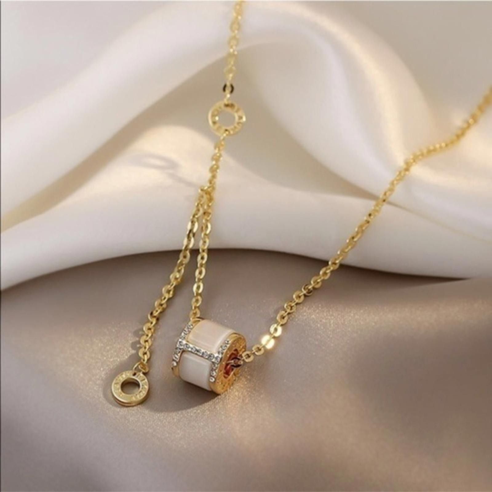 Designer Gold Pave Diamond Pendant NWT Size ONE SIZE - 1 Thumbnail