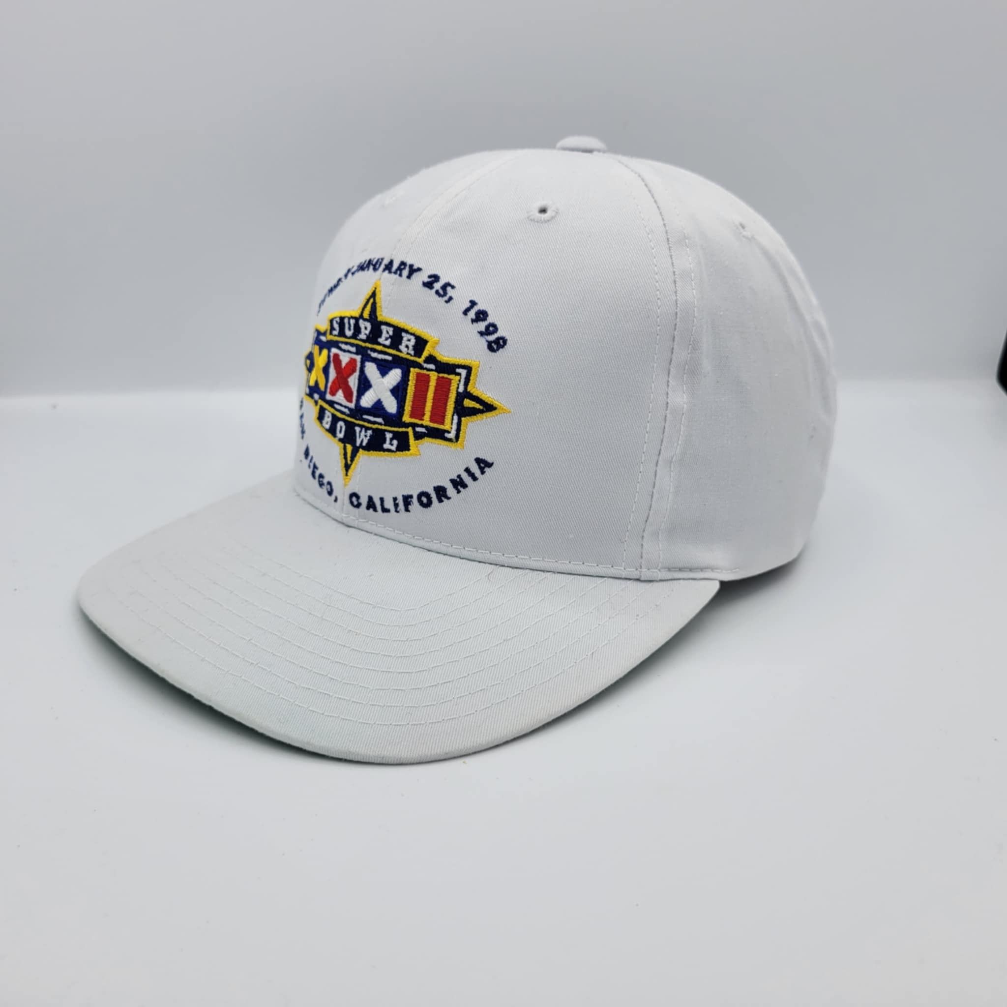 NFL × Vintage Super Bowl XXXII Vintage 90s NFL Football Snapback Hat Size ONE SIZE - 3 Thumbnail