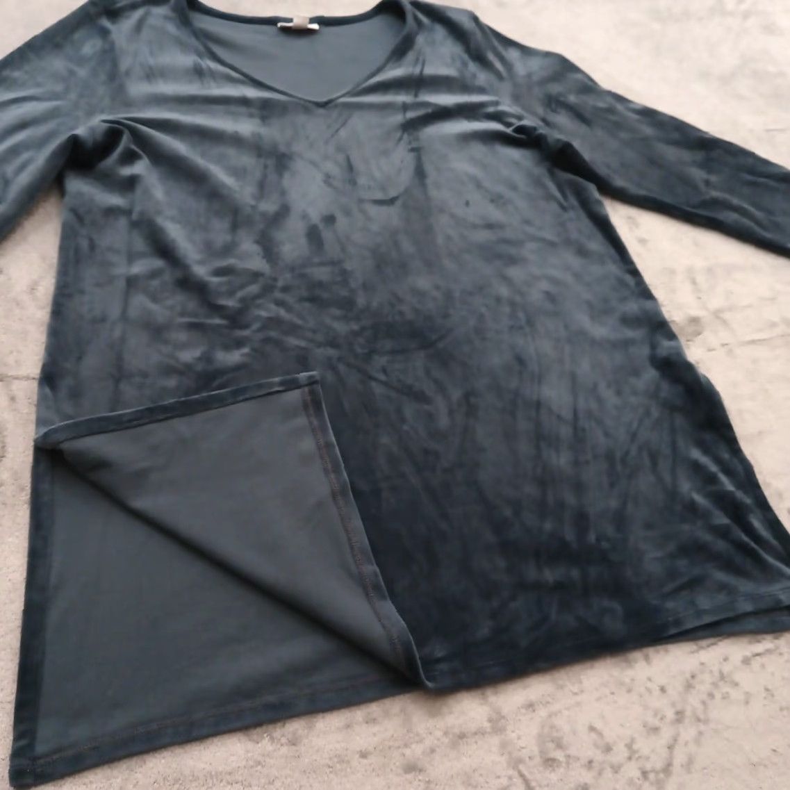 J. Jill J. Jill Tunic Shirt Womens Large Blue Velour Long Sleeve V-Neck Pullover Blouse Casual Sleeve Polyester Spandex Size L / US 10 / IT 46 - 4 Thumbnail