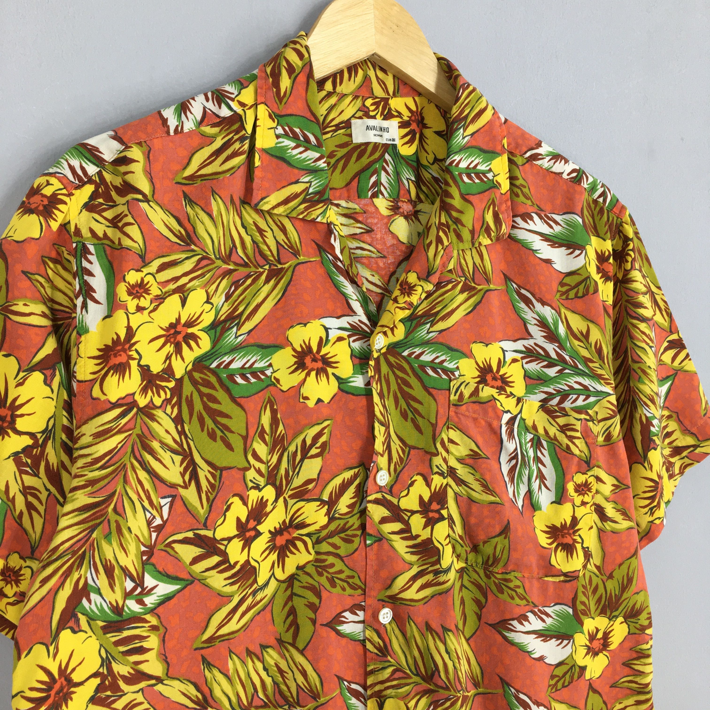 Vintage Vintage Avalinho Homme Hibiscus Flower Rayon Shirt Medium Size US M / EU 48-50 / 2 - 3 Thumbnail
