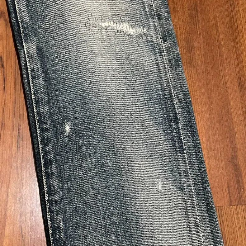 Neighborhood Neighborhood size S 17SS MID Fangs King Denim Size US 27 - 5 Thumbnail