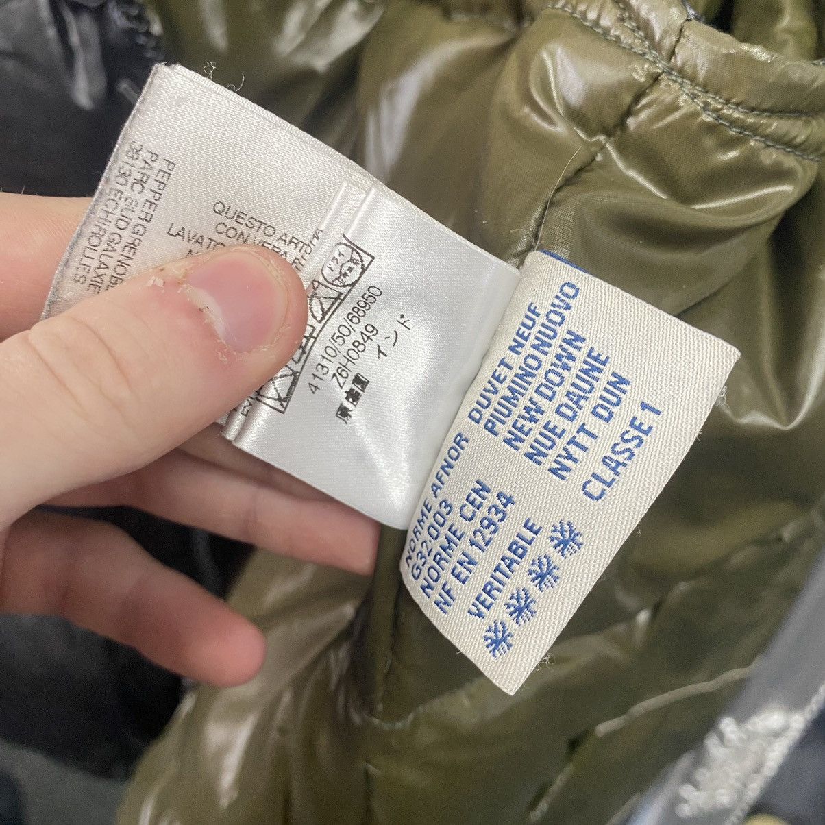 Moncler Moncler puffer jacket everest Size US L / EU 52-54 / 3 - 13 Thumbnail