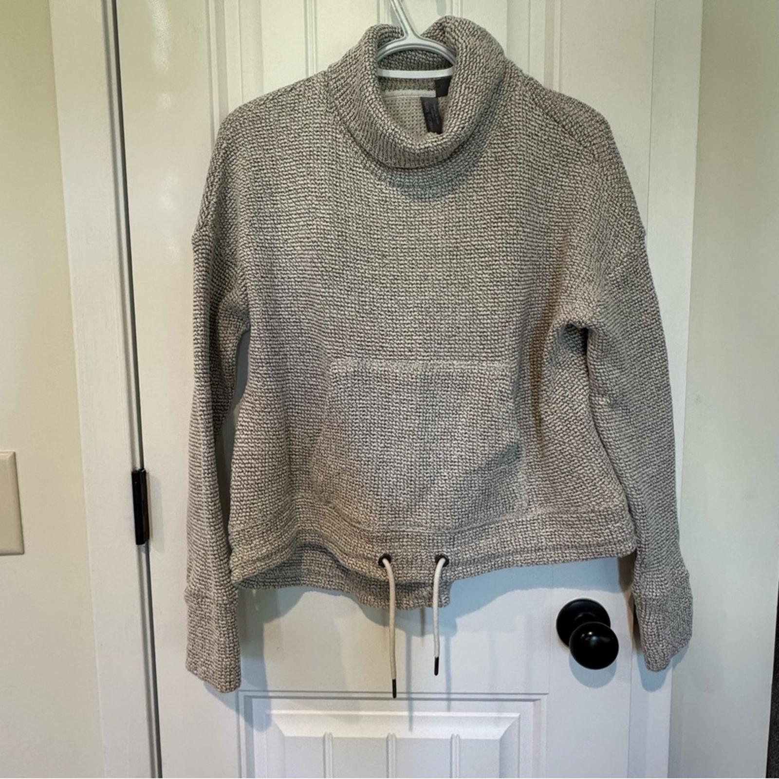 Other Sweaty Betty Size 6 Gray Cowl‎ Neck Sweater Size M / US 6-8 / IT 42-44 - 2 Thumbnail
