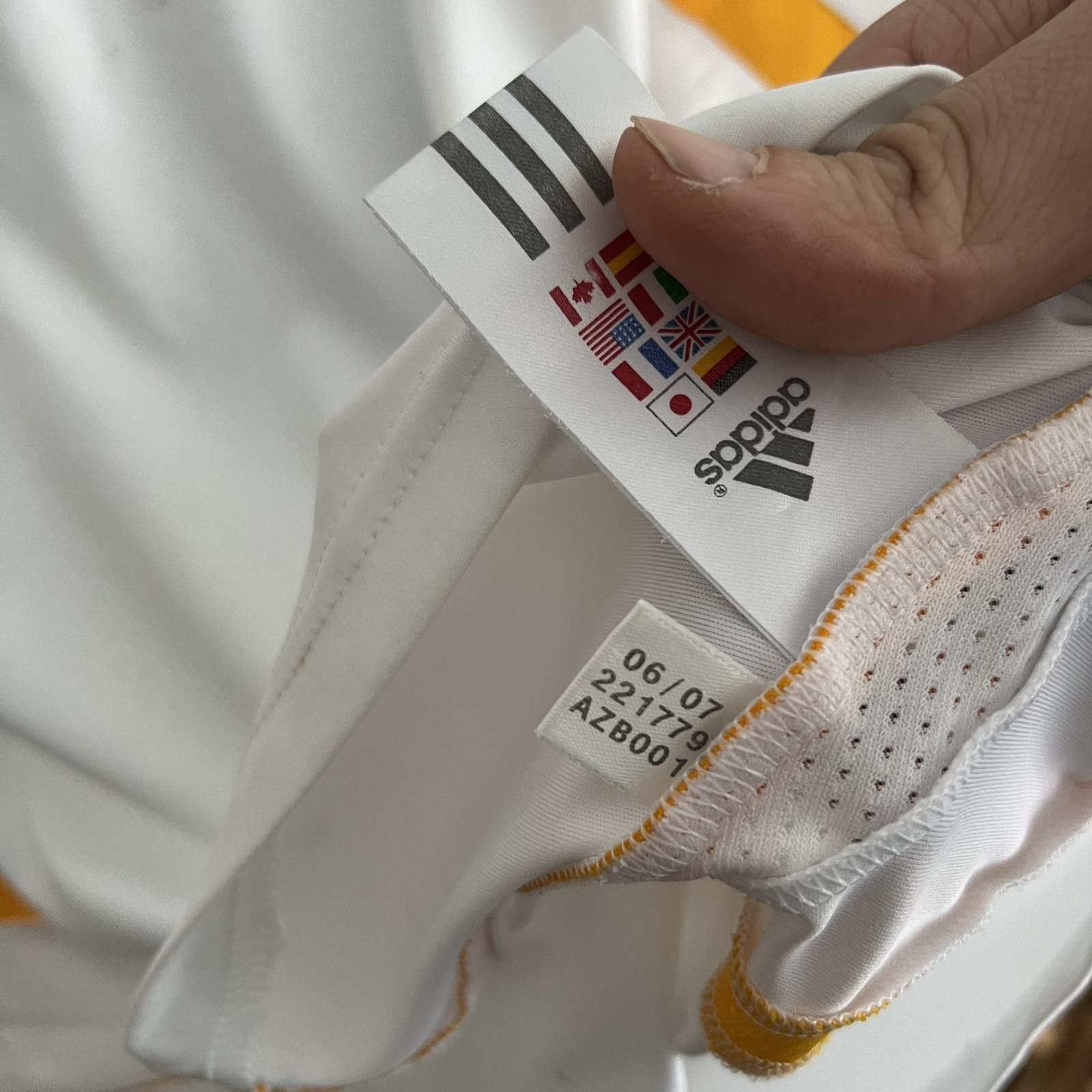 Adidas LA GALAXY ADIDAS 2007/2008 FOOTBALL HOME JERSEY #23 BECKHAM Size US M / EU 48-50 / 2 - 6 Thumbnail