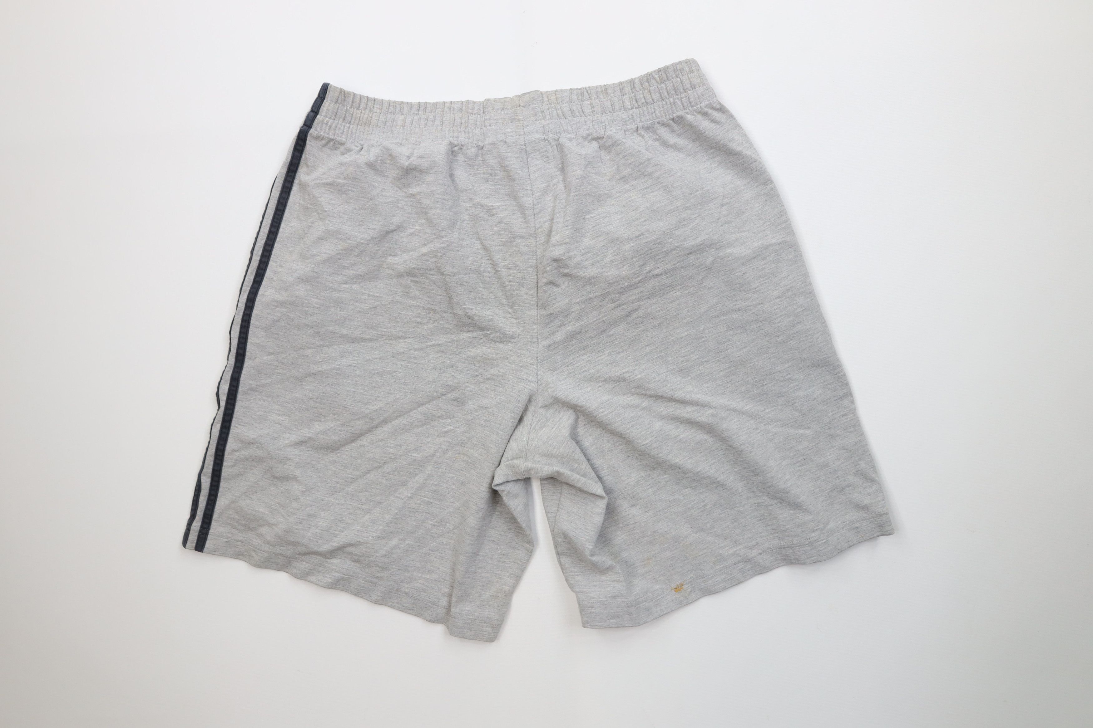 Adidas Vintage Y2K 2004 Adidas Spell Striped Above Knee Shorts Gray Size US 34 / EU 50 - 11 Thumbnail