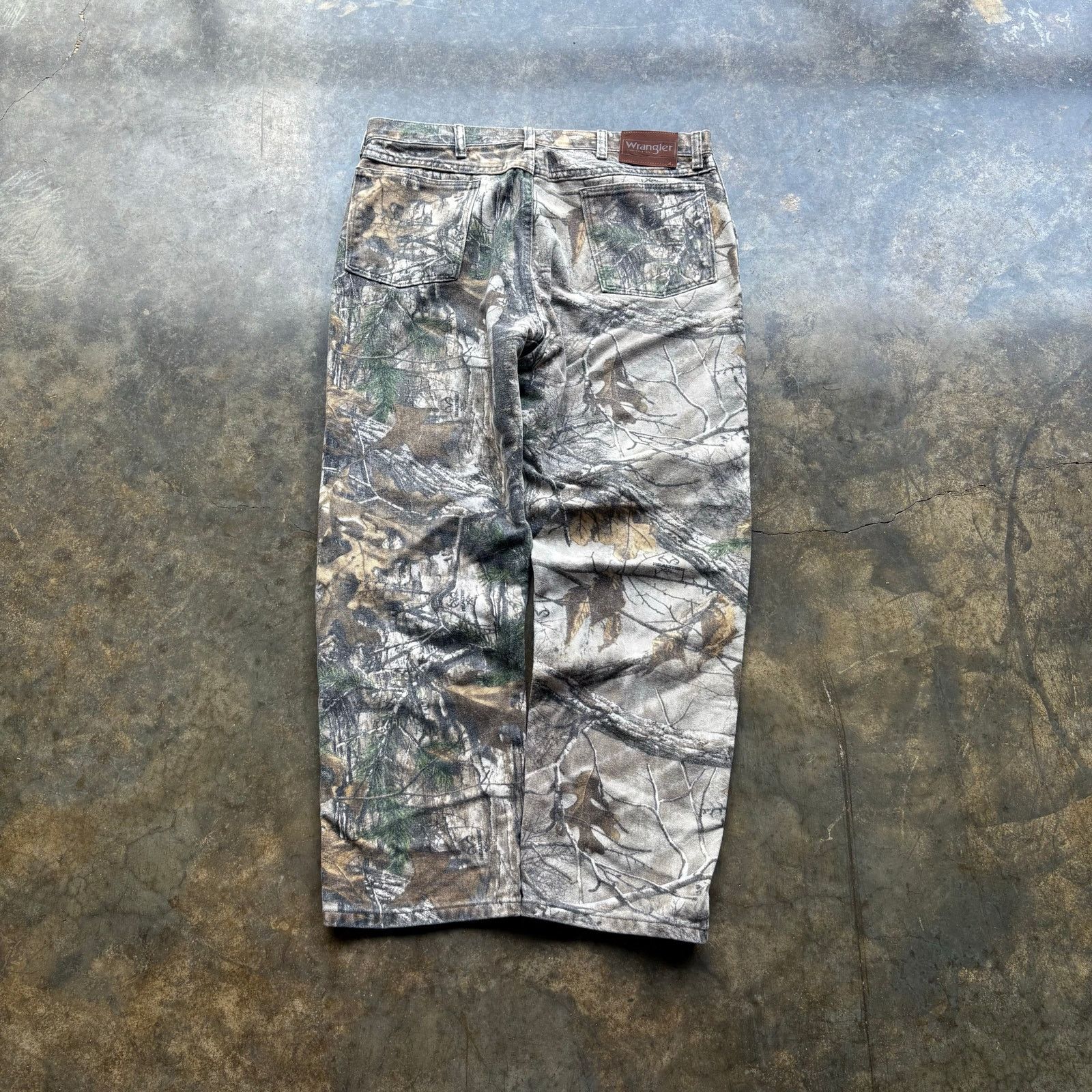 Wrangler Vintage Baggy 90s Wrangler Camo Jeans Size US 38 / EU 54 - 1 Thumbnail