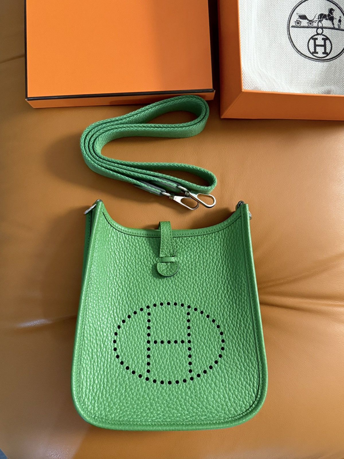 Hermes HERMES EVELYNE 16 AMAZONE CLEMENCE BULL CALFSKIN Size ONE SIZE - 2 Thumbnail