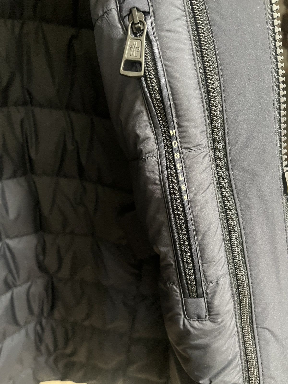 Moncler Moncler Men’s Navy Brieuc Jacket Sz 5 Size US XL / EU 56 / 4 - 9 Thumbnail