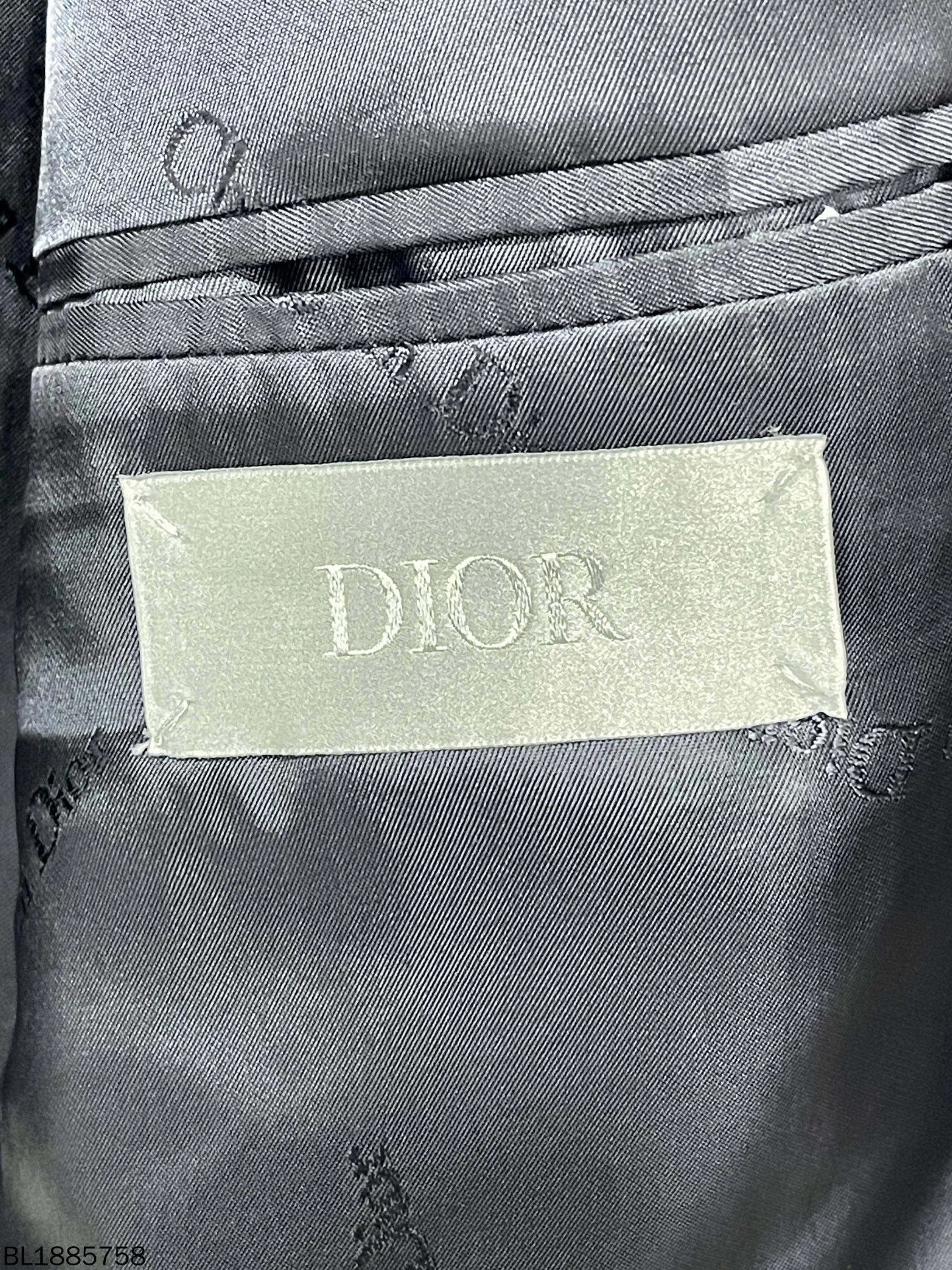 Dior Dior Wool Mohair Blend Diagonal Button Blazer 46 Size US S / EU 44-46 / 1 - 5 Thumbnail
