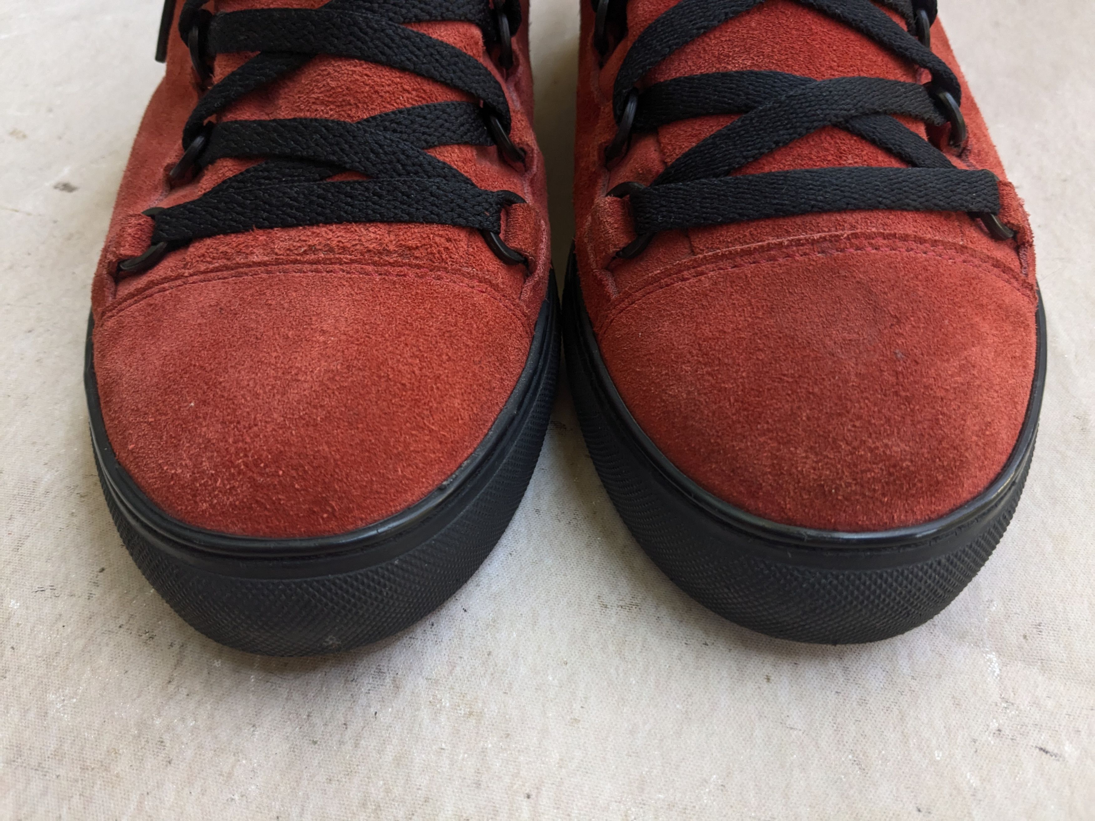 Balenciaga Balenciaga Arena Red Suede 10 Leather High Tops Black Size US 10 / EU 43 - 2 Thumbnail