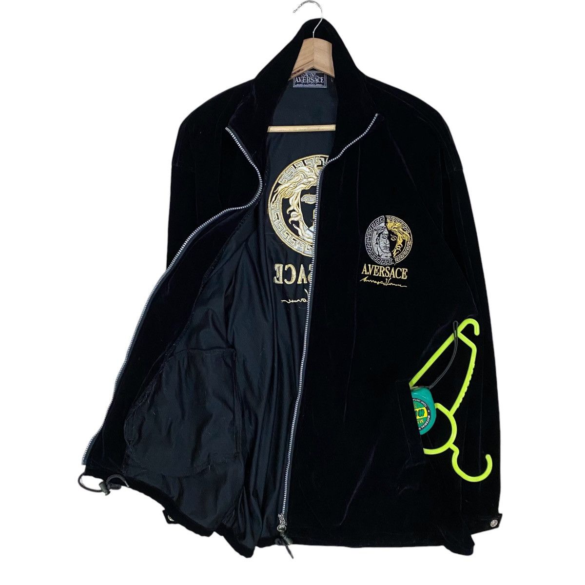 Designer × Velvet 🔥VINTAGE A.VERSACE MEDUSA BIG LOGO VELVET JACKET Size US L / EU 52-54 / 3 - 1 Thumbnail