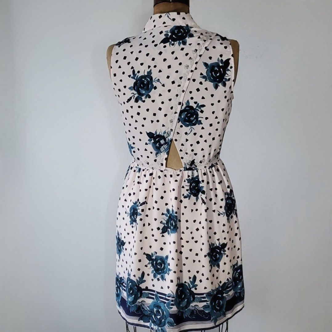Other Maison Jules Size M Dress Blush Pink Floral Chiffon Button Size M / US 6-8 / IT 42-44 - 2 Thumbnail