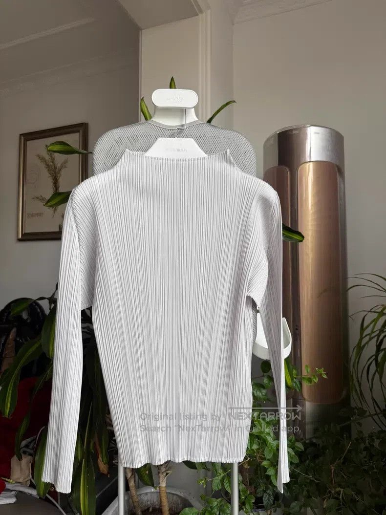 Issey Miyake Issey Miyake Long Sleeve Base Top, Light Gray Size XL / US 12-14 / IT 48-50 - 1 Thumbnail