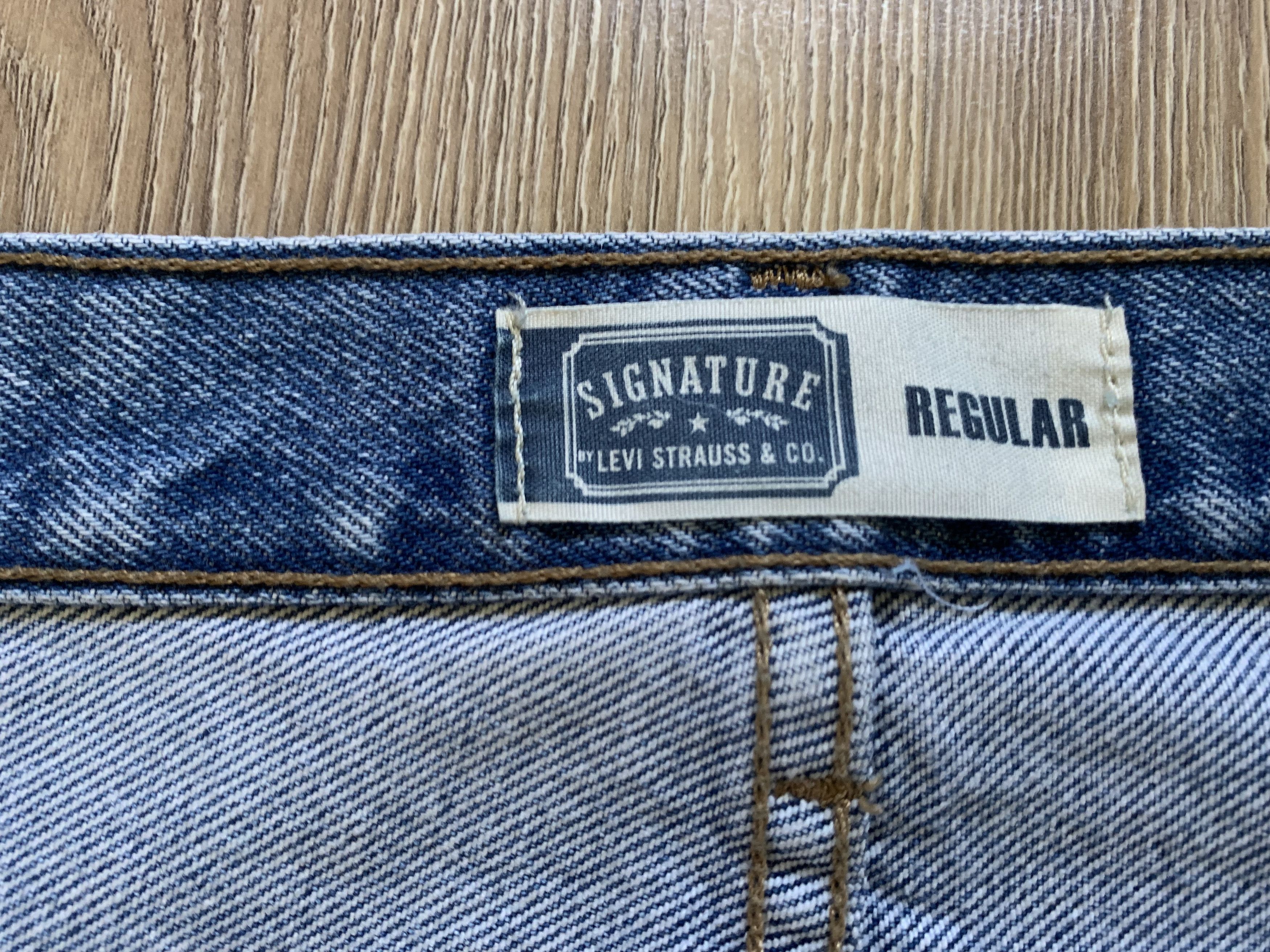 Levi's Vintage Clothing Rare Levi's Sugnature Vintage Light Blue Jeans Size US 32 / EU 48 - 8 Thumbnail