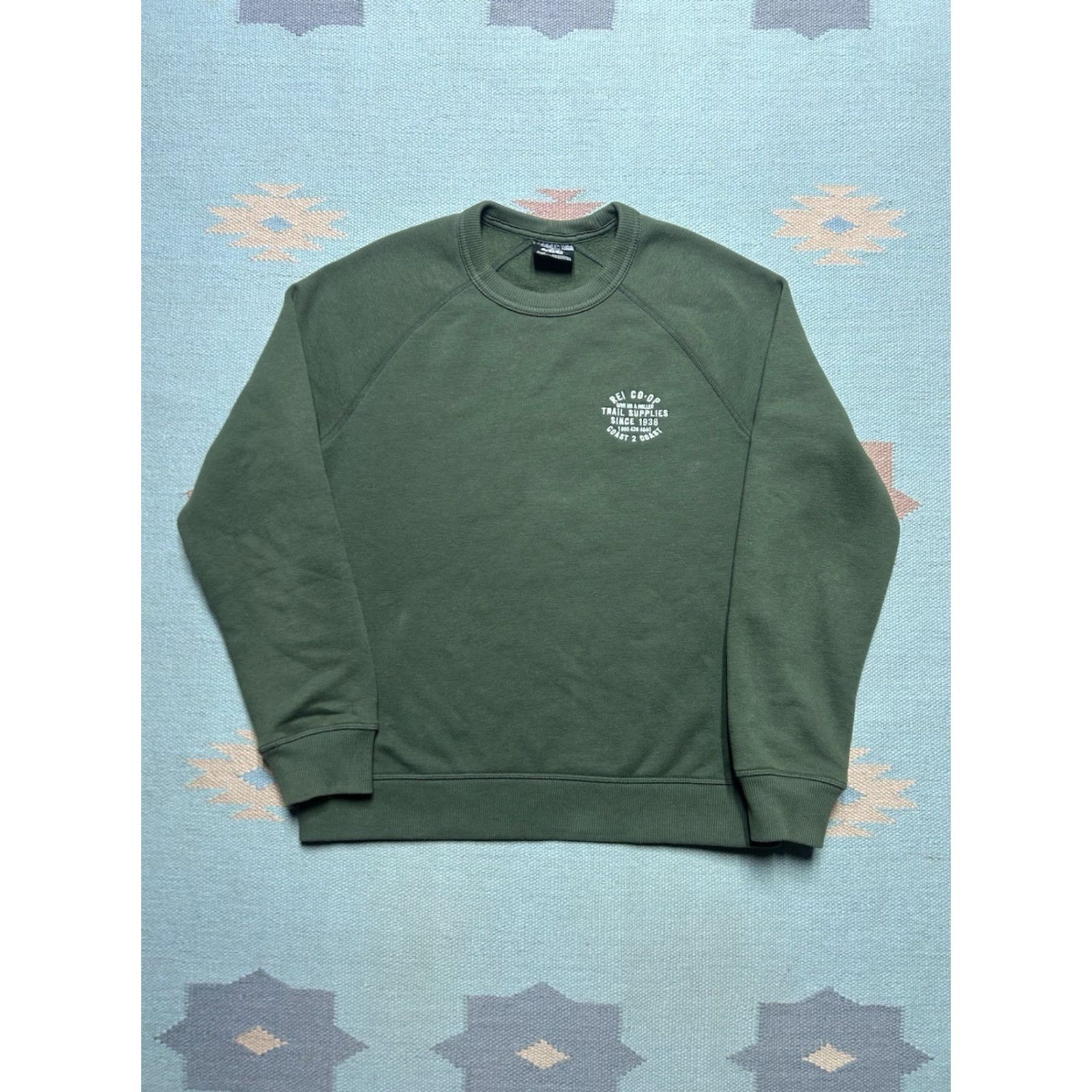 Vintage REI Co-Op Sweatshirt Embroidered Logo Outdoor Hiking Forest Green Small Mens Pullover Crewneck Outdoor Size US S / EU 44-46 / 1 - 2 Thumbnail