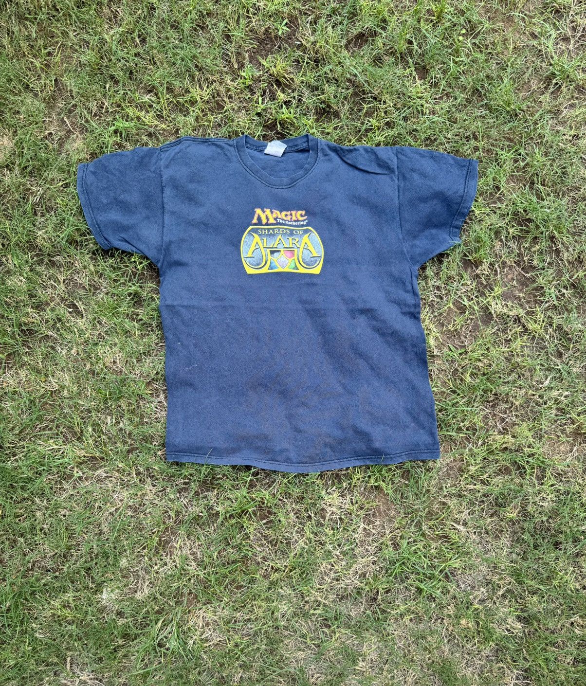 Vintage Vintage Magic The Gathering “Shards of Alara” Promo Tee Size US XL / EU 56 / 4 - 1 Thumbnail