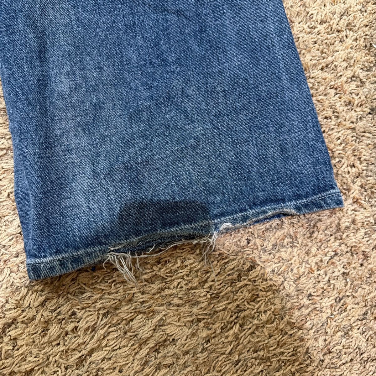Pearled Ivory Pearled Ivory 1211 Washed Indigo Denim Size US 26 / EU 42 - 4 Thumbnail