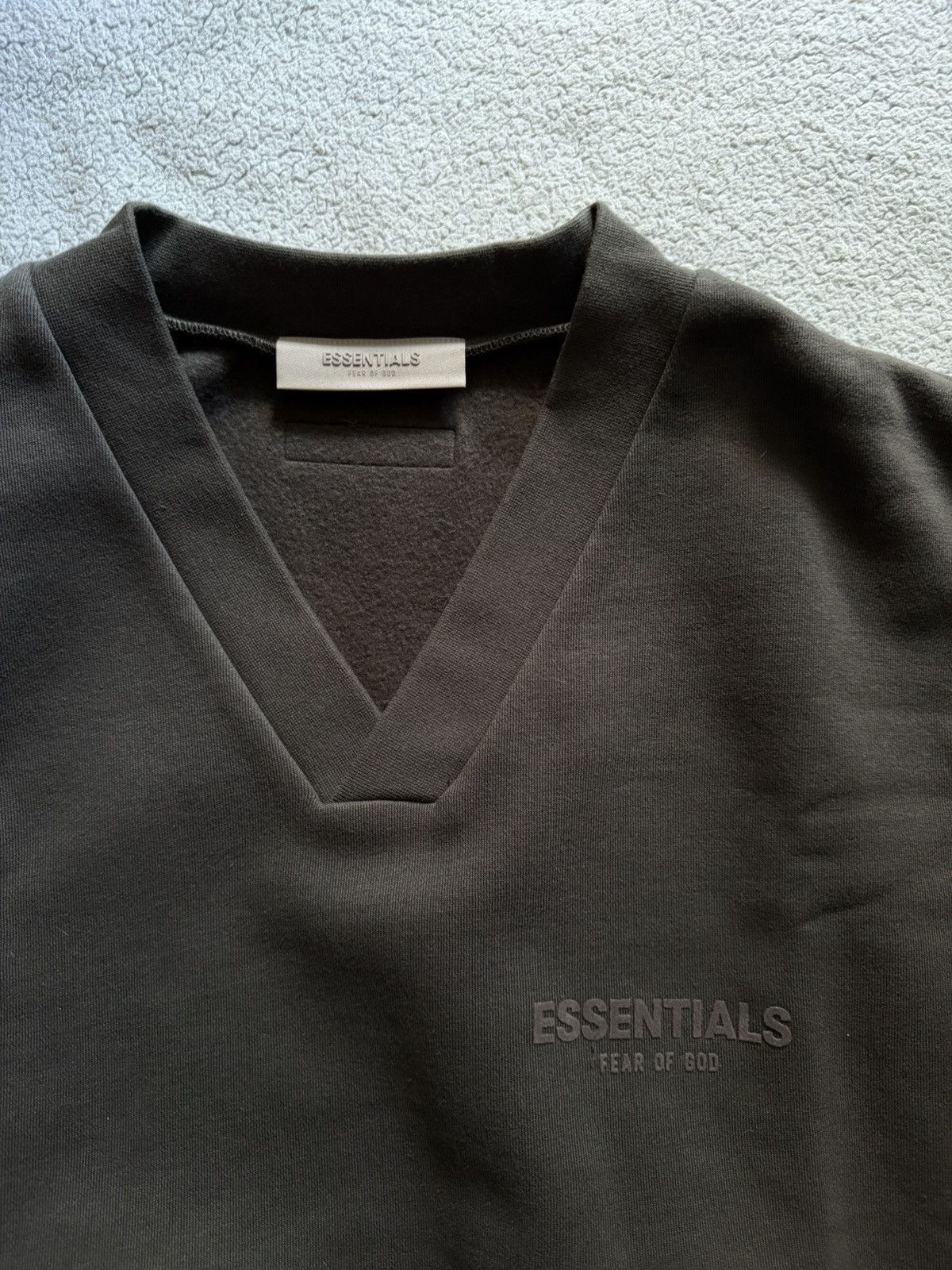 Essentials FEAR OF GOD ESSENTIALS GRAY V-NECK VEST Size US XXL / EU 58 / 5 - 2 Thumbnail