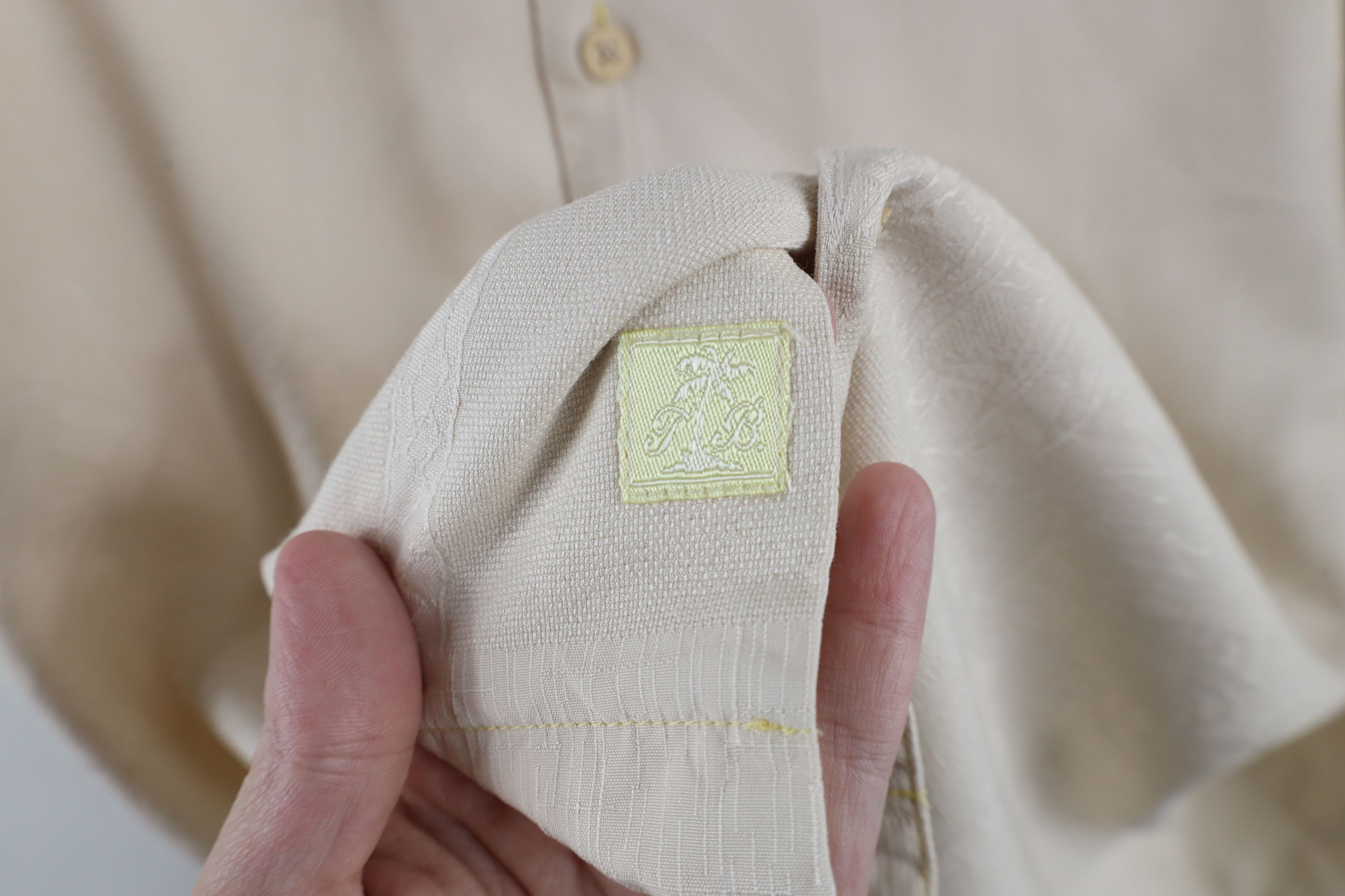 Tommy Bahama × Vintage Vintage 90s Tommy Bahama Looped Collar Button Shirt Beige Size US XL / EU 56 / 4 - 13 Thumbnail