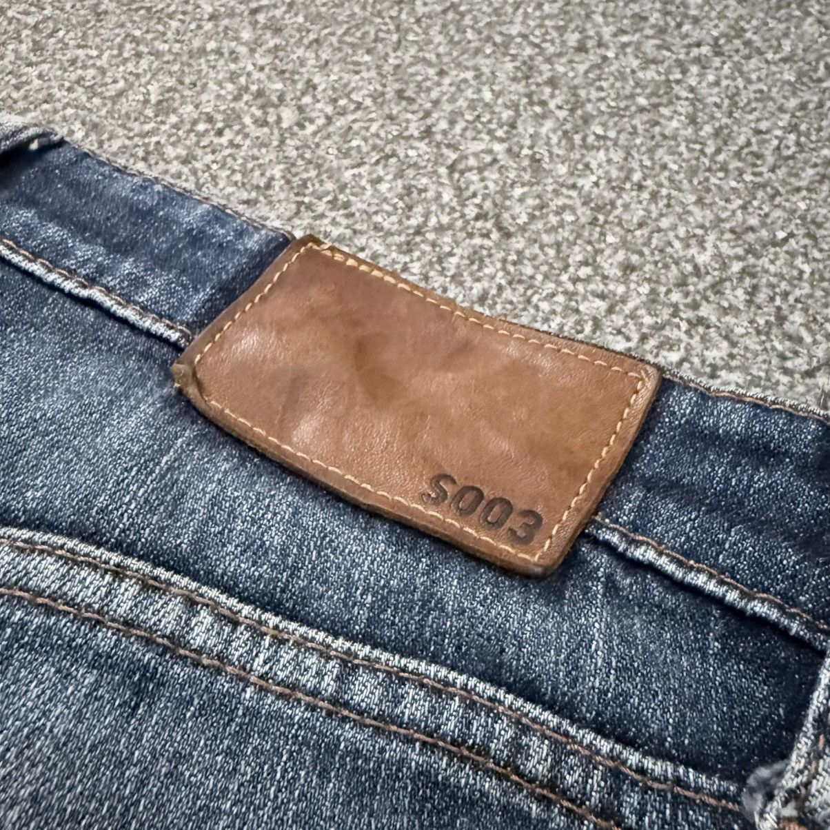 Undercover × Uniqlo 🇯🇵 Archives Japanese Denim Uniqlo S003 UJ Distressed Jeans Size US 32 / EU 48 - 9 Thumbnail