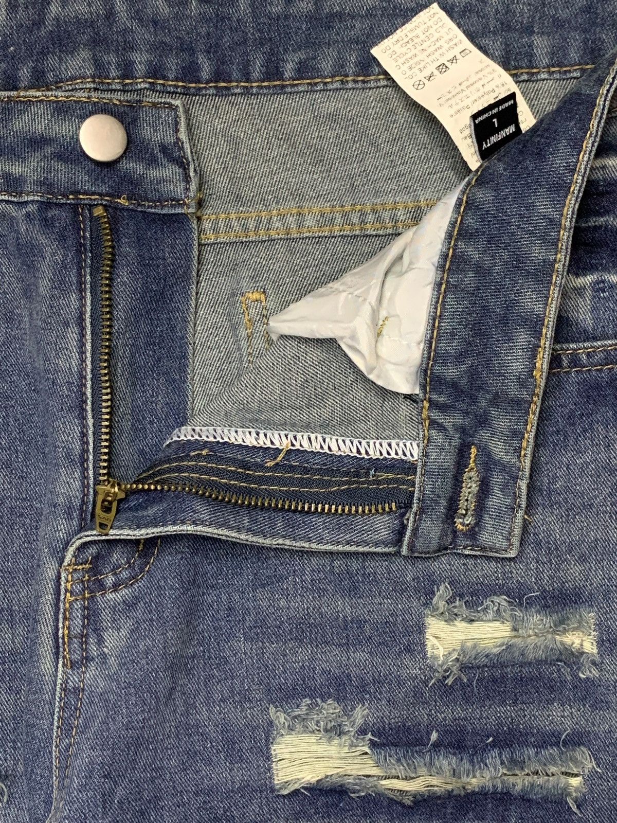 Japanese Brand SALES🔥Vintage Japanese Brand Blue Wash Ripped Baggy Jeans Size US 36 / EU 52 - 10 Thumbnail