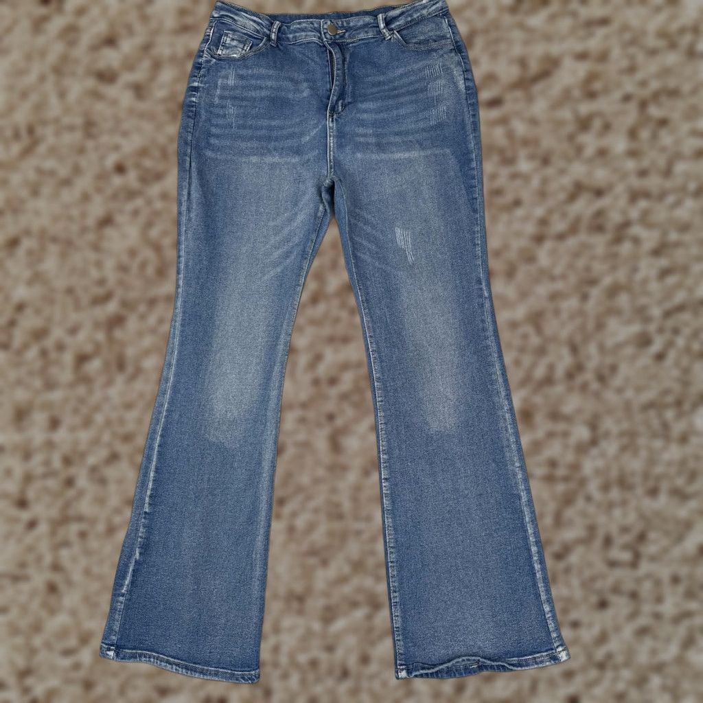 Vintage Blue Jeans Womens 28x30 Straight Leg High Rise Denim Medium Wash Classic Fit Size 28" / US 6 / IT 42 - 1 Thumbnail