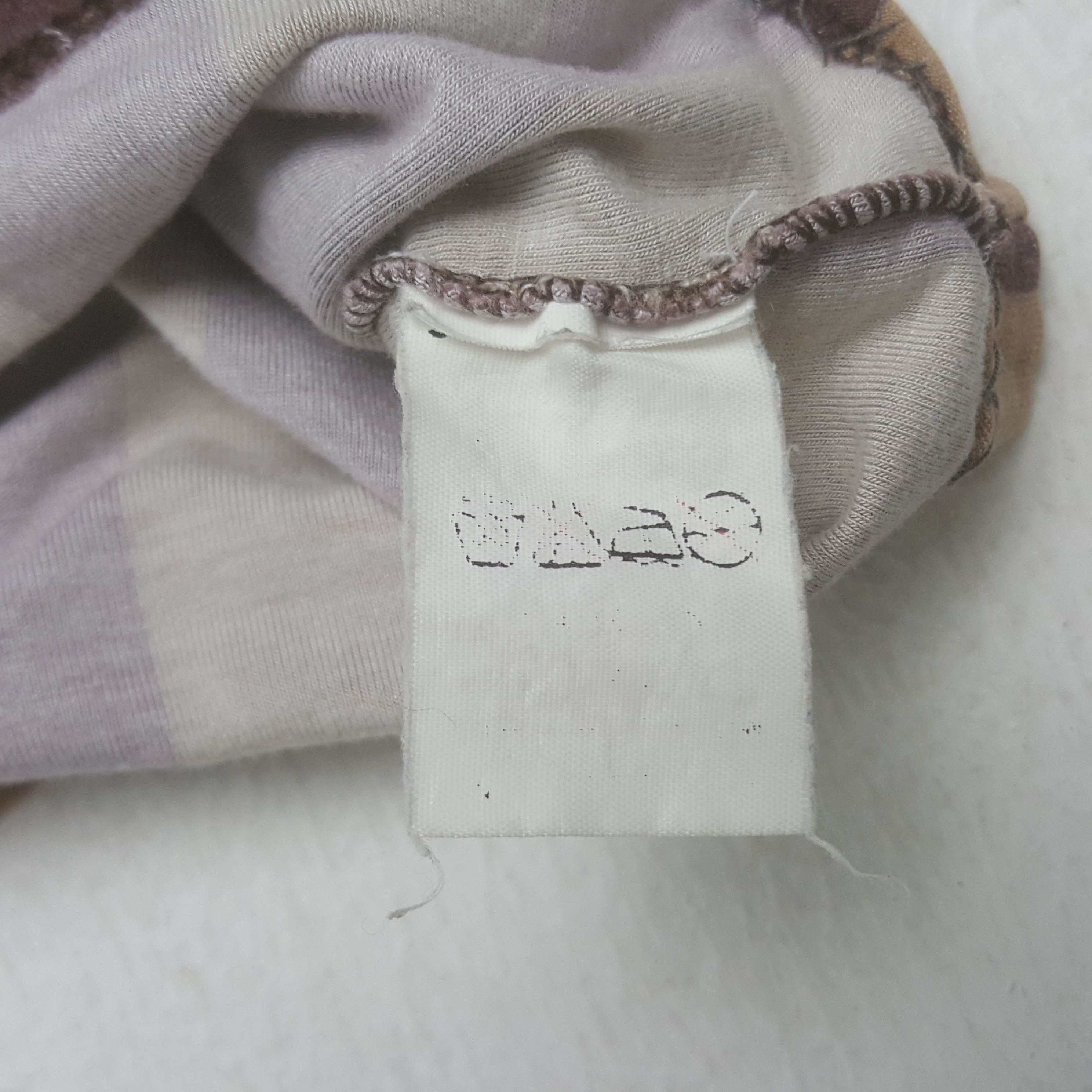 Fendi × Vintage Vintage Fendi Monogram Tshirt Size XS / US 0-2 / IT 36-38 - 6 Thumbnail