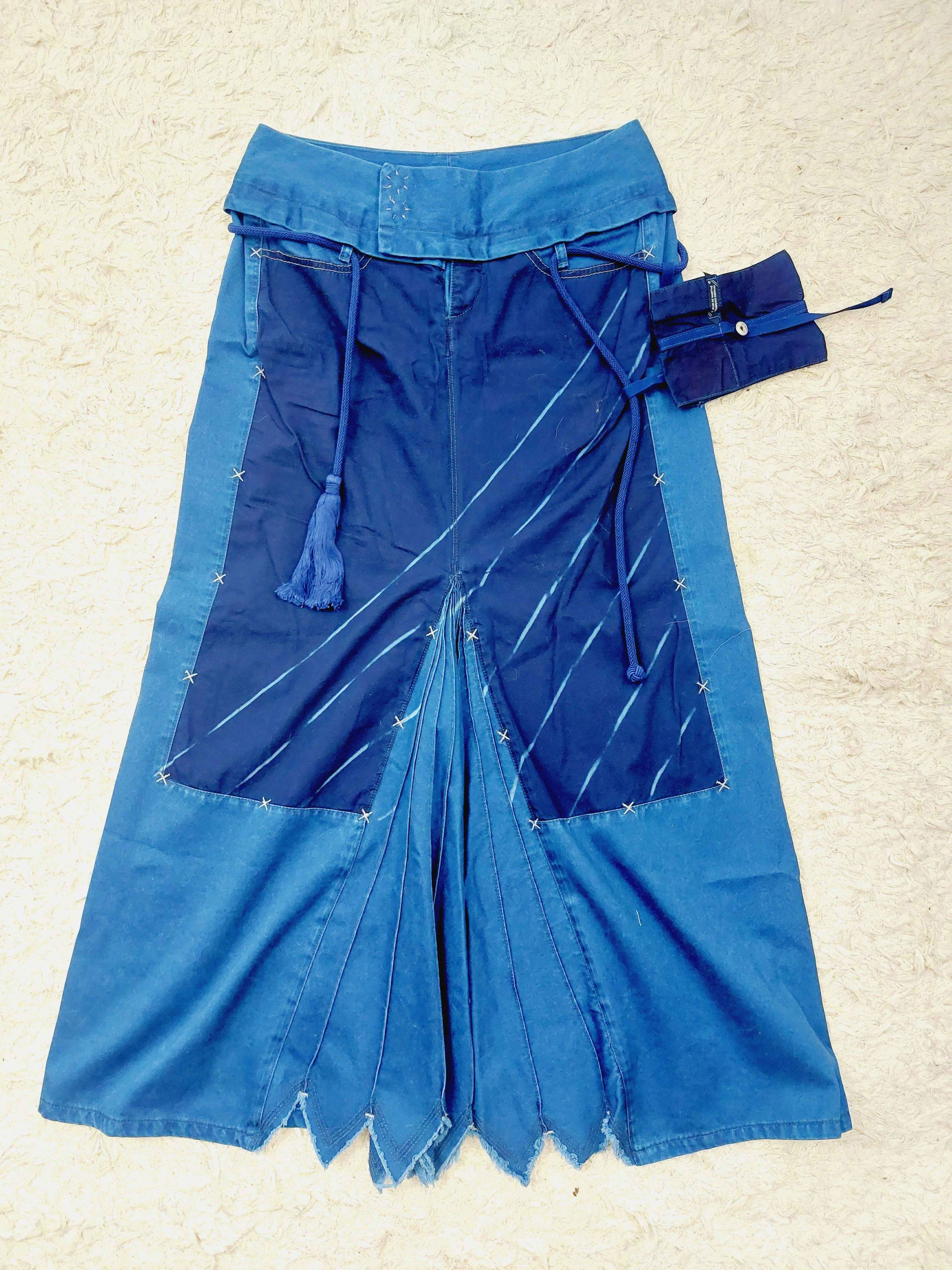 Marithe + Francois Girbaud Marithé + Francois Girbaud Patchwork Denim Pouch Maxi Skirt Size 32" / US 10 / IT 46 - 1 Thumbnail