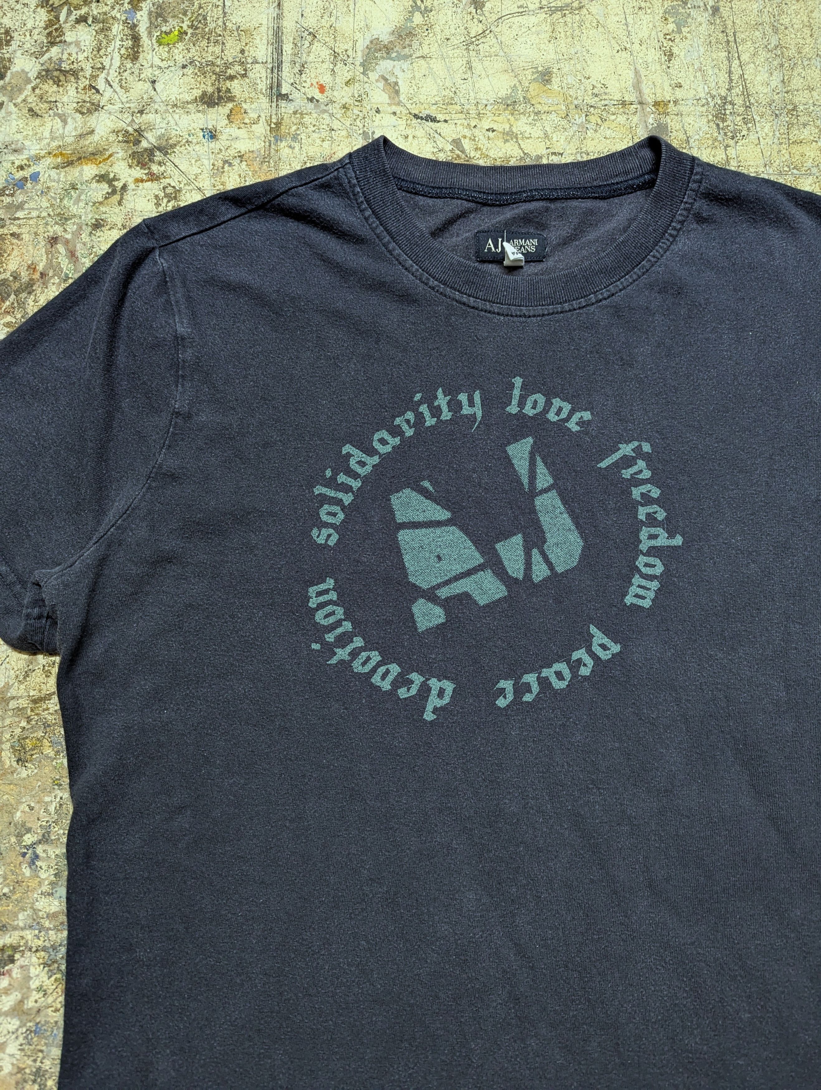 Armani 00s Armani Jeans "Solidarity Love Freedom..." T Shirt Top Size M / US 6-8 / IT 42-44 - 1 Thumbnail