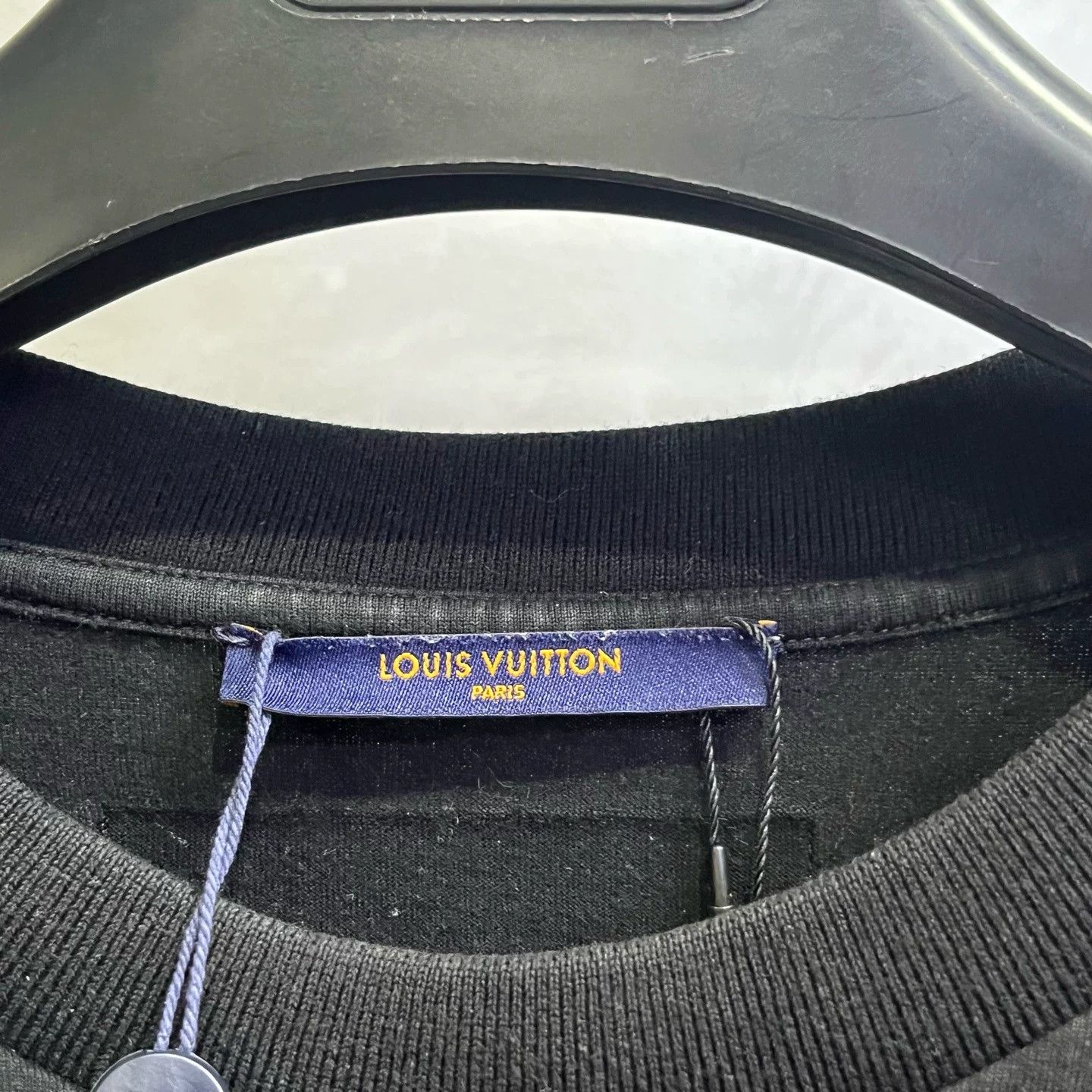 Louis Vuitton Louis Vuitton Puzzle Digital Crew Neck T-Shirt Size US XL / EU 56 / 4 - 2 Thumbnail