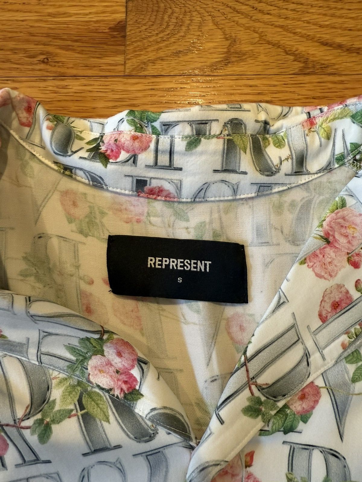 Represent Clo. REPRESENT FLORAL BUTTON-UP SHIRT Size US S / EU 44-46 / 1 - 6 Thumbnail