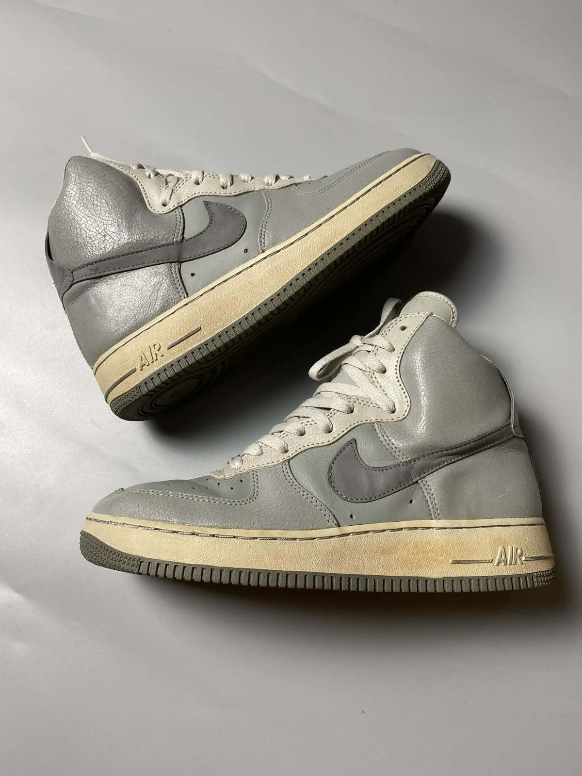 Nike nike Air Force1 “book of ones” 2004 cool grey Size US 10 / EU 43 - 1 Thumbnail