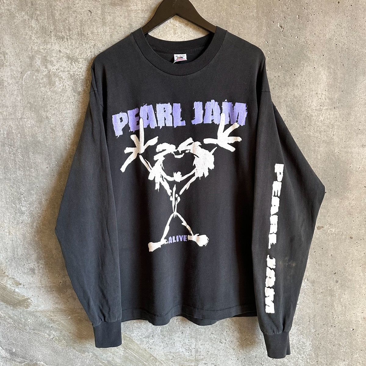 Band Tees 90’s Pearl Jam “Alive” Stickman Longsleeve Shirt Size US XL / EU 56 / 4 - 2 Thumbnail