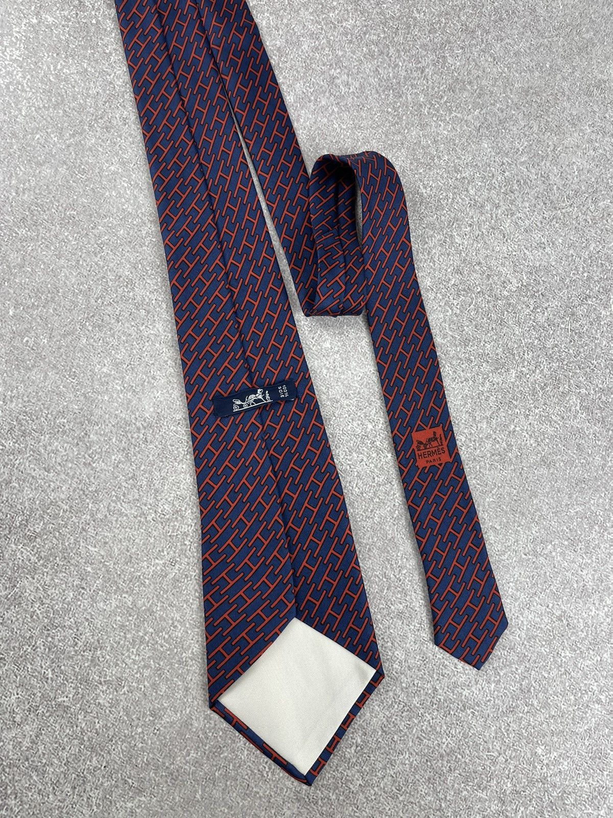 Hermes × Vintage Vintage Hermes Paris Monogram Silk Tie Size ONE SIZE - 8 Thumbnail