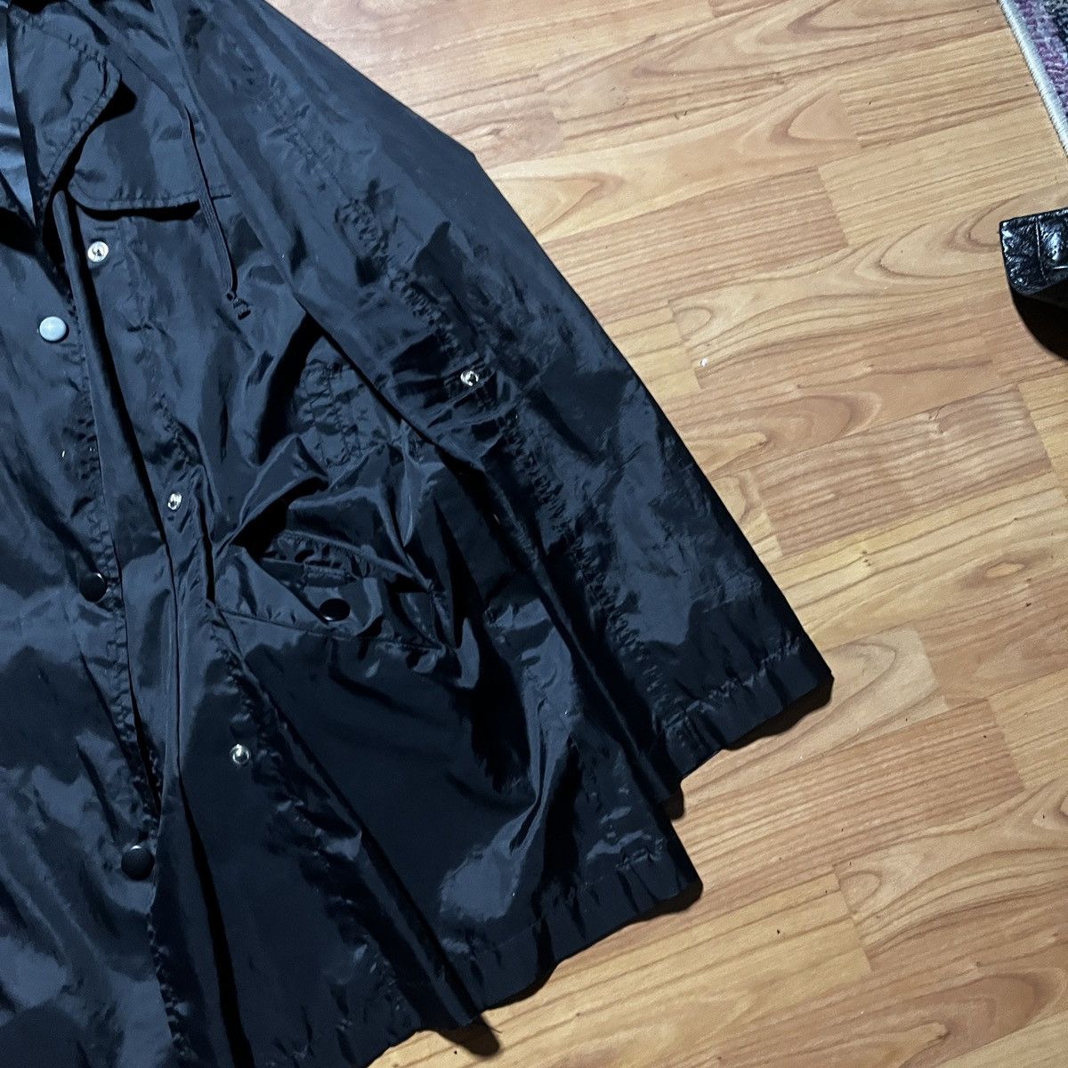 Other Vintage Old Navy Black raincoat with hood size small Size US S / EU 44-46 / 1 - 3 Thumbnail