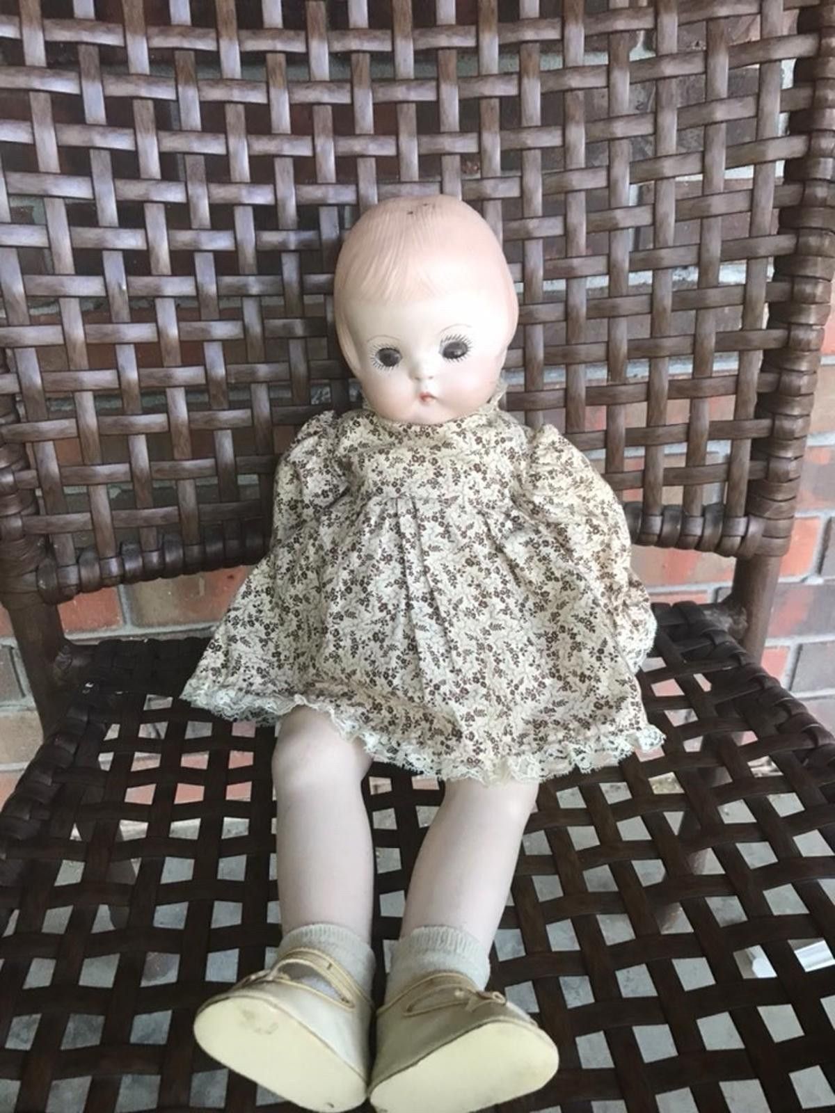 Designer VTG 1984 Ceramic Porcelain Doll Pat Benson McNees M -997- B Size ONE SIZE - 3 Thumbnail
