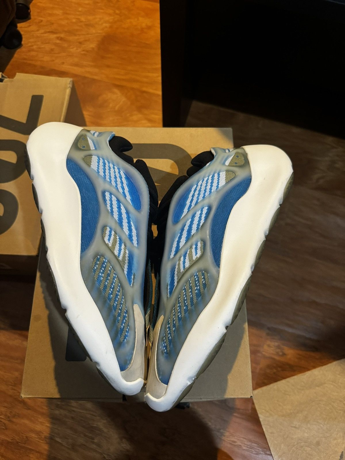 Yeezy 700 V3 “Arzareth”