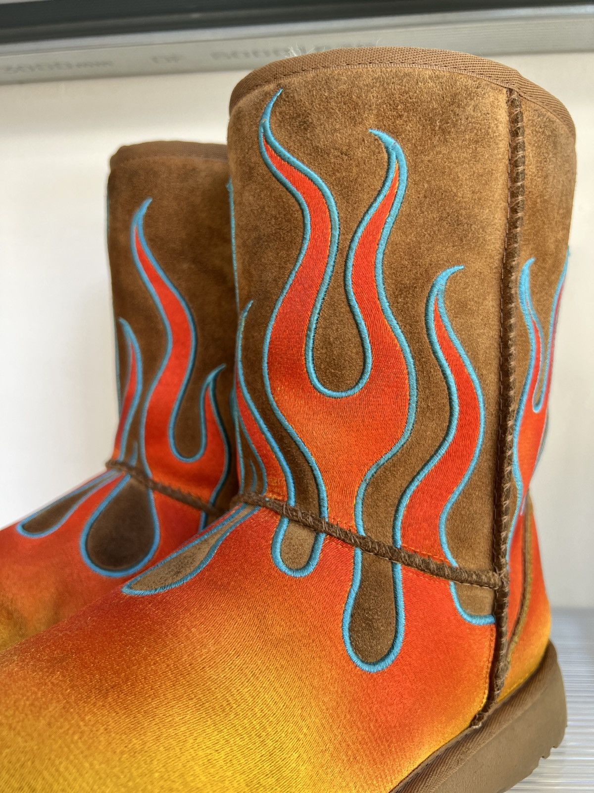 Jeremy Scott Ugg x Jeremy Scott Size US 9 / EU 42 - 2 Thumbnail