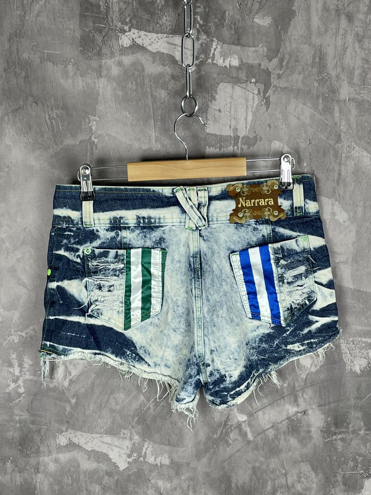 20471120 × Hysteric Glamour × Japanese Brand Y2K Hysteric Glamour Vibe Sexy Factory Distressed Shorts Size 30" / US 8 / IT 44 - 8 Thumbnail